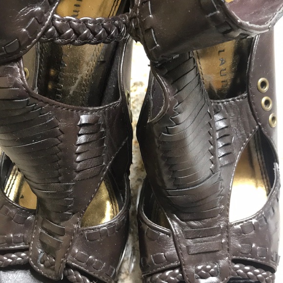 Heels - Picture 5 of 8